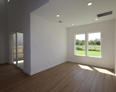 2728 Cressman Cv - Photo Thumbnail 12