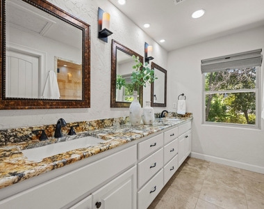2307 Alta Vista Ave - Photo Thumbnail 14