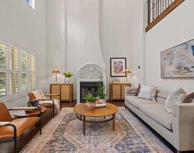 2307 Alta Vista Ave - Photo Thumbnail 2