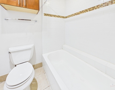 7685 Northcross Dr - Photo Thumbnail 9