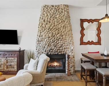2931 E Martin Luther King Jr Blvd - Photo Thumbnail 5