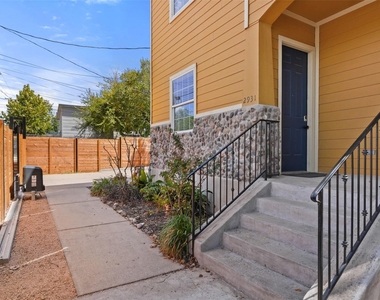 2931 E Martin Luther King Jr Blvd - Photo Thumbnail 34