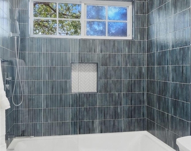 2931 E Martin Luther King Jr Blvd - Photo Thumbnail 16