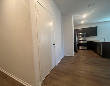 13604 Menard Way - Photo Thumbnail 4
