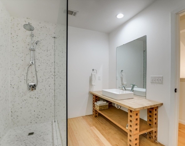 3909 Ranch Creek Dr - Photo Thumbnail 9