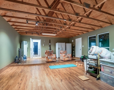 3909 Ranch Creek Dr - Photo Thumbnail 13