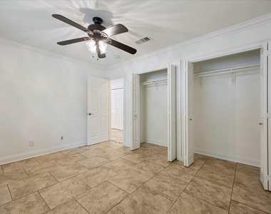 2005 Meadowridge Dr - Photo Thumbnail 13