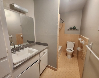 607 Nelray B Blvd - Photo Thumbnail 11