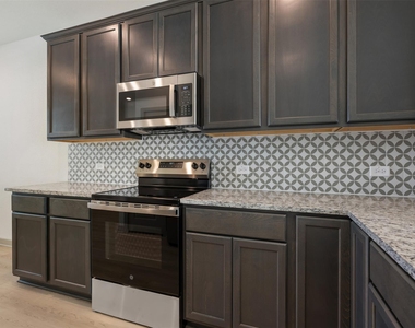 270 Boatright Blvd - Photo Thumbnail 11
