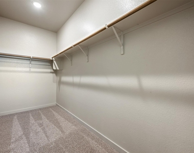 270 Boatright Blvd - Photo Thumbnail 30