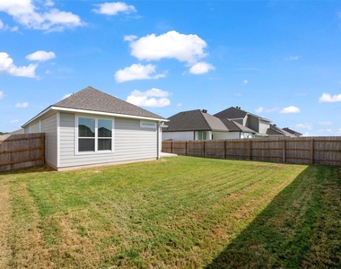 270 Boatright Blvd - Photo Thumbnail 38