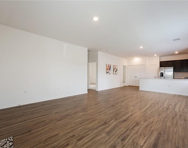 5920 Eden Dr - Photo Thumbnail 4