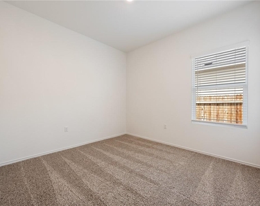 5920 Eden Dr - Photo Thumbnail 24