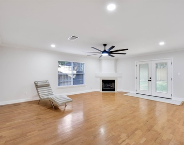 10903 Claywood Dr - Photo Thumbnail 11