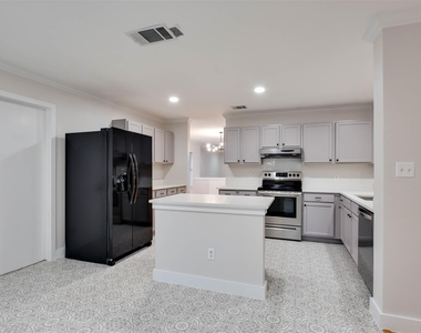 10903 Claywood Dr - Photo Thumbnail 19