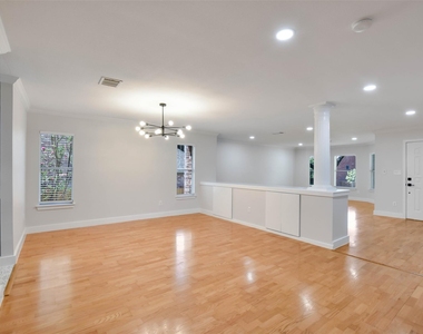 10903 Claywood Dr - Photo Thumbnail 7