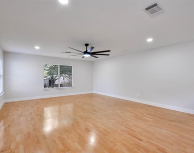 10903 Claywood Dr - Photo Thumbnail 30