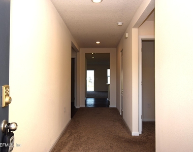 3733 Shiner Drive - Photo Thumbnail 2