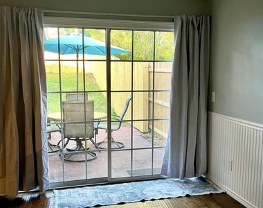 12619 Ashmore Green Drive N - Photo Thumbnail 3