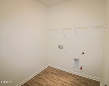 483 Stargaze Lane - Photo Thumbnail 43