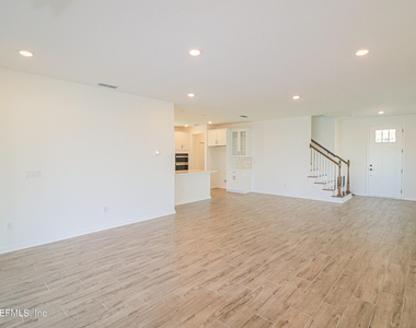 483 Stargaze Lane - Photo Thumbnail 8