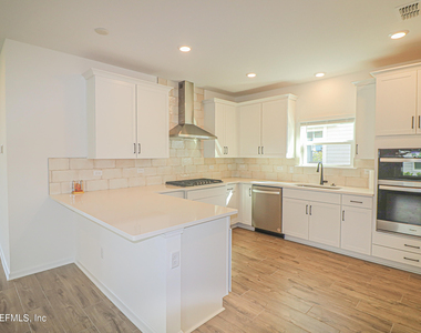 483 Stargaze Lane - Photo Thumbnail 13