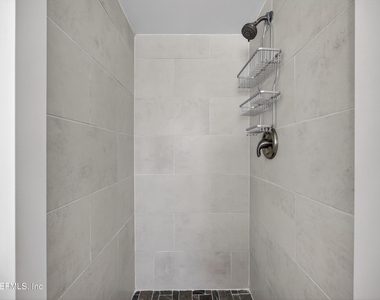 217 Carver Street W - Photo Thumbnail 29