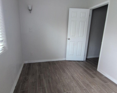 10321 Westmar Road - Photo Thumbnail 7