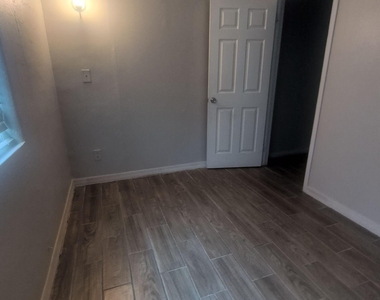 10321 Westmar Road - Photo Thumbnail 6