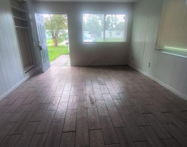 10321 Westmar Road - Photo Thumbnail 1
