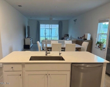 450 Kingbird Drive - Photo Thumbnail 1