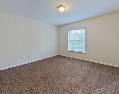 3308 Turkey Creek Drive - Photo Thumbnail 18