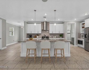 187 Beale Avenue - Photo Thumbnail 5
