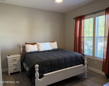 7160 Palm Reserve Lane - Photo Thumbnail 16