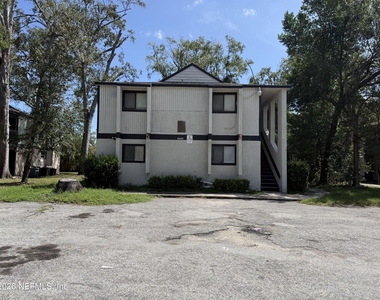 5243 Westchase Court - Photo Thumbnail 1