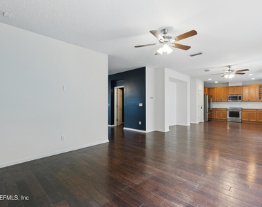 105 Crown Wheel Circle - Photo Thumbnail 8