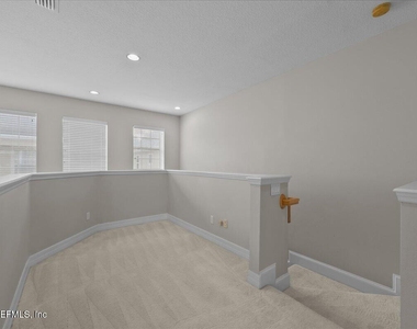 539 Hedgewood Drive - Photo Thumbnail 24