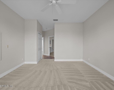 539 Hedgewood Drive - Photo Thumbnail 14