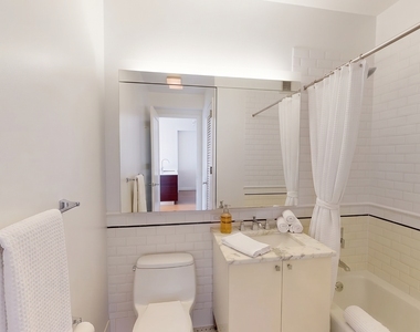 808 Columbus Avenue - Photo Thumbnail 2