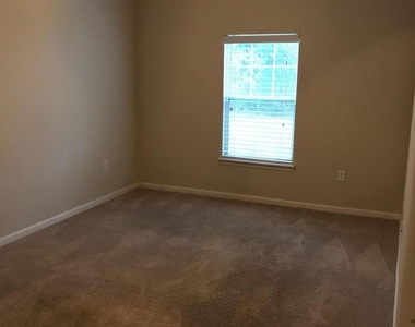 4935 Islamorada Lane - Photo Thumbnail 4