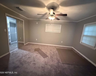 203 Sw 51st Avenue - Photo Thumbnail 9
