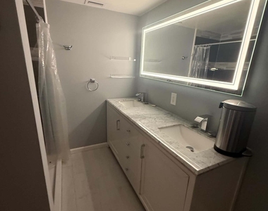 203 Sw 51st Avenue - Photo Thumbnail 8