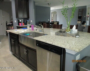 1022 Prairie Dunes Court - Photo Thumbnail 4