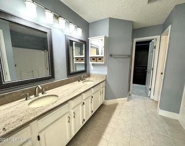 4780 Raggedy Point Road - Photo Thumbnail 13