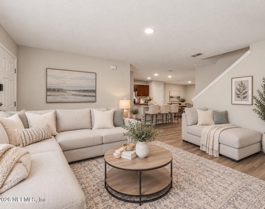 7624 Cocoa Avenue - Photo Thumbnail 3