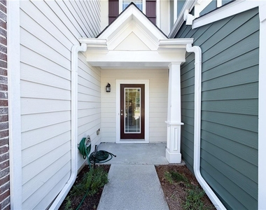 216 Parc View Lane - Photo Thumbnail 1