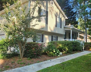 4680 Lost Mountain Drive - Photo Thumbnail 2