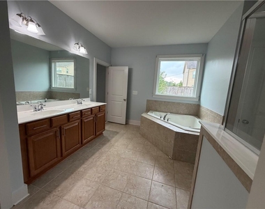 1026 Ensign Peak Court - Photo Thumbnail 7