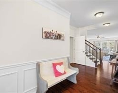 496 Spring View Drive - Photo Thumbnail 4