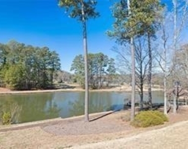 496 Spring View Drive - Photo Thumbnail 41